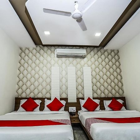 Oyo 16163 Hotel Shri Hari Ujjain Exterior photo